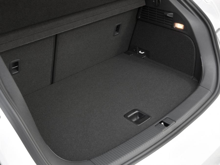 Багажник Audi A1 Sportback TFSI 2012 года  (UK) (фото 20 из 21)